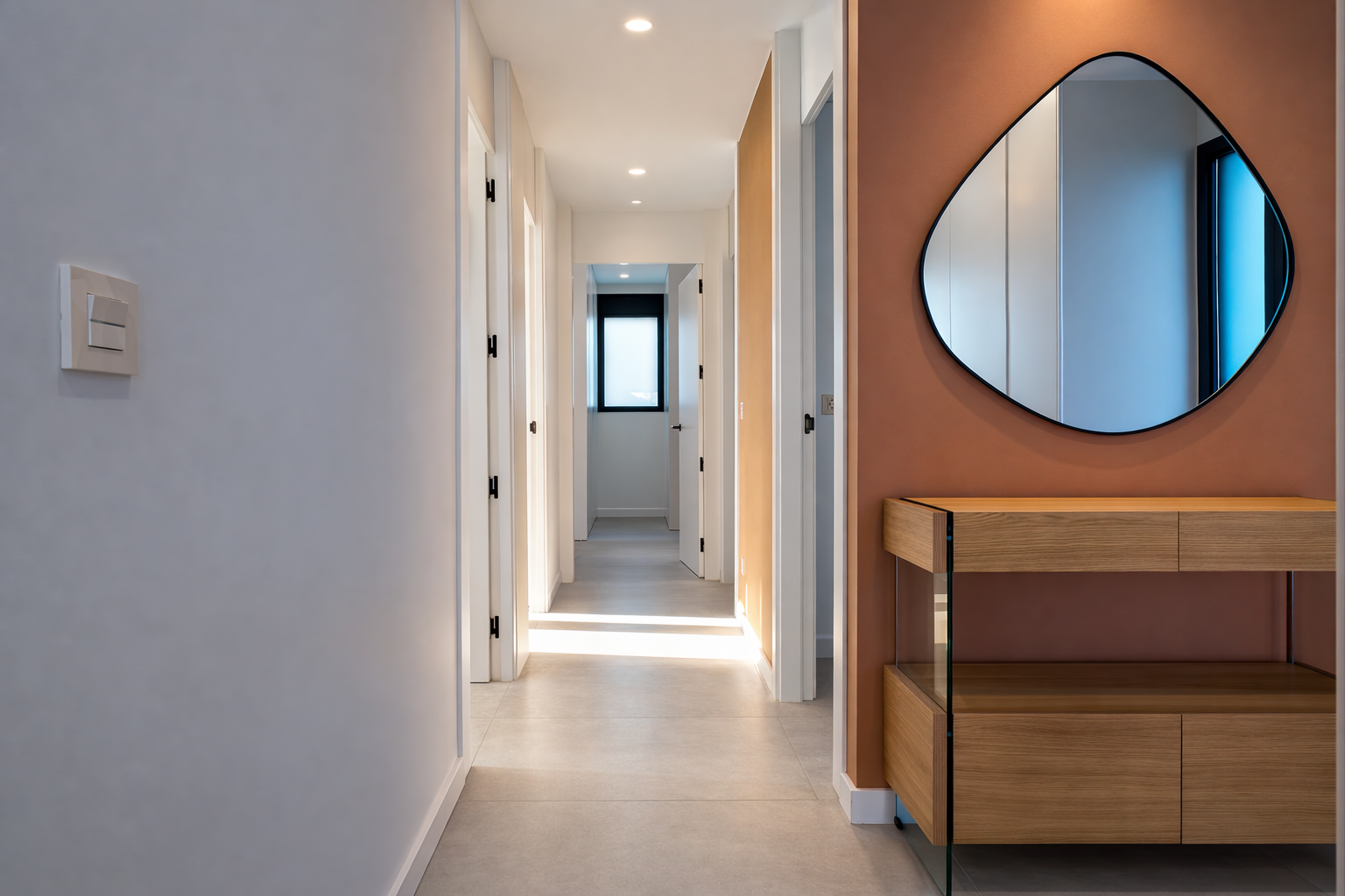 Pasillo y recibidor de vivienda en Costa Blanca